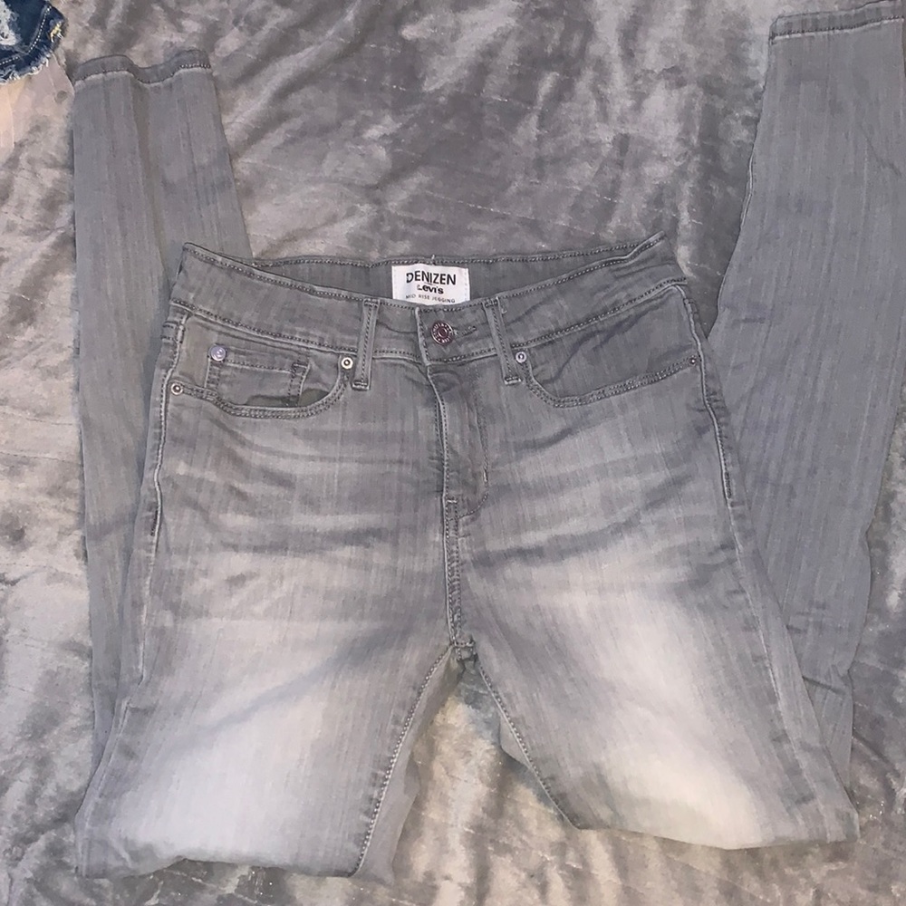 Grey denizen levi’s jeans size 3